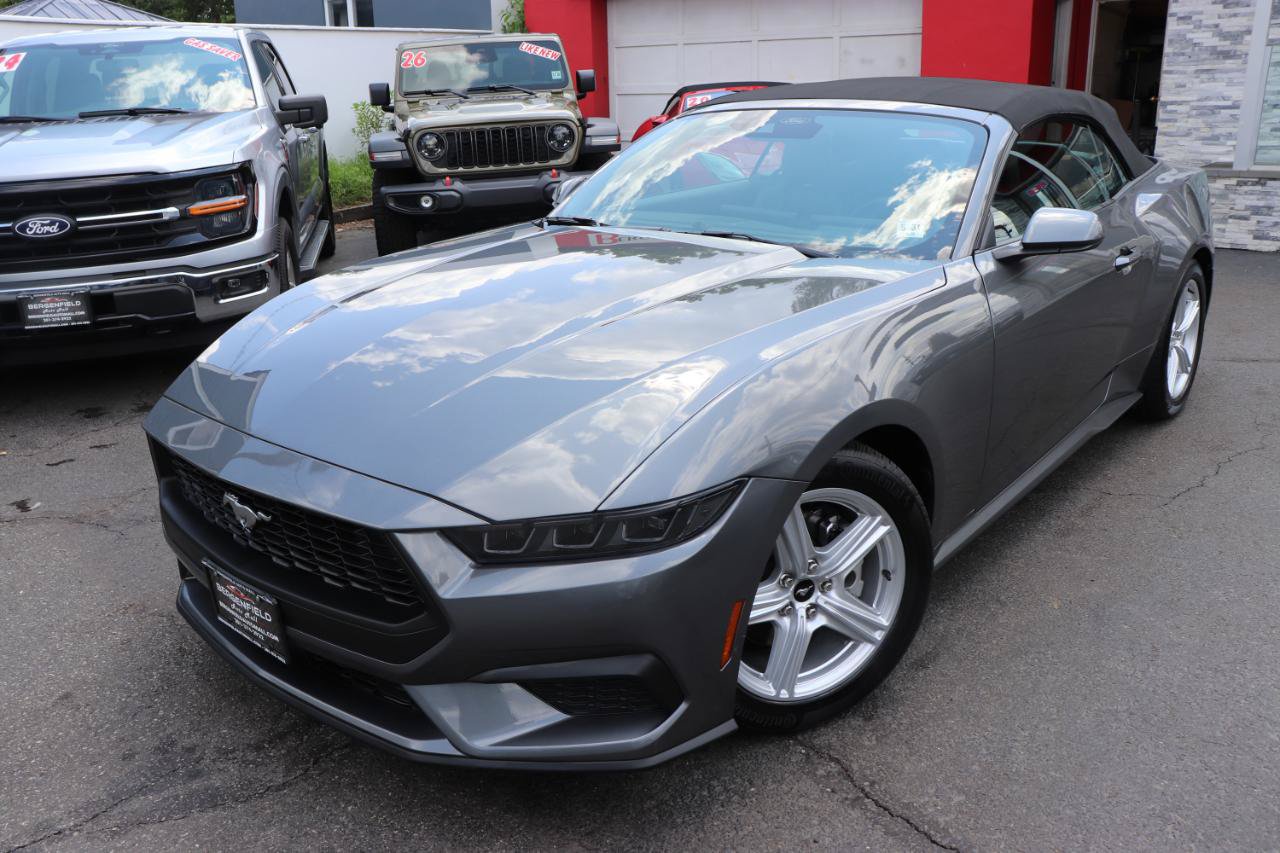 Used 2026 Ford Mustang Premium RWD image 45