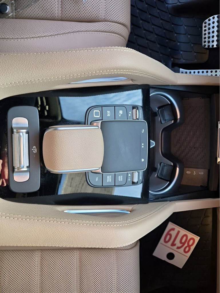 Used 2026 Mercedes-Benz GLS 580 4MATIC image 40