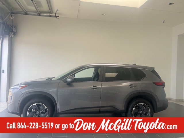 Used 2024 Nissan Rogue SV