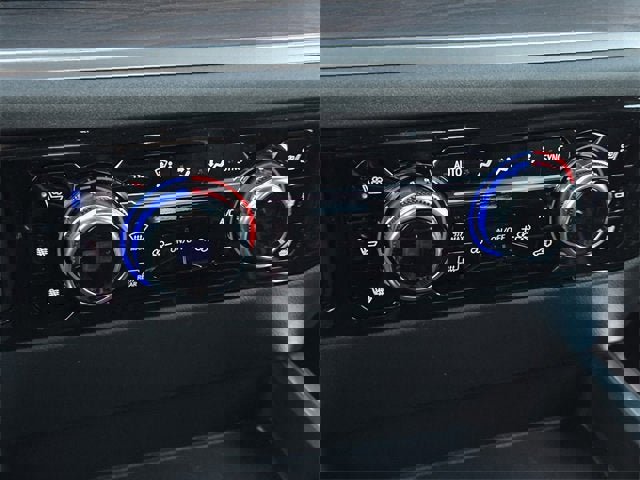 New 2026 GMC Sierra 1500 SLT w/ SLT Premium Plus Package image 18