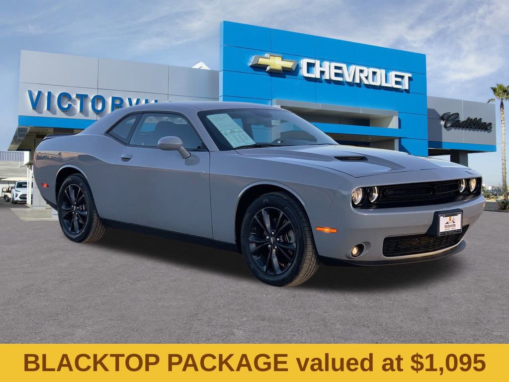 Used 2022 Dodge Challenger SXT w/ Blacktop Package image 3