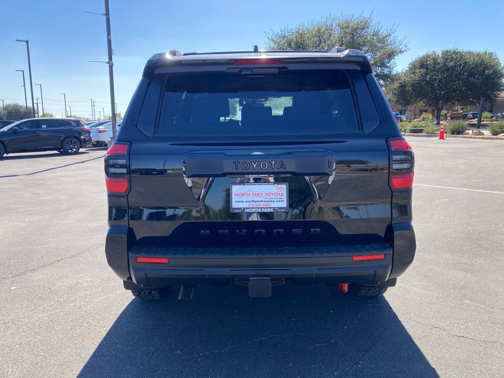New 2026 Toyota 4Runner SR5 AWD/4WD image 6