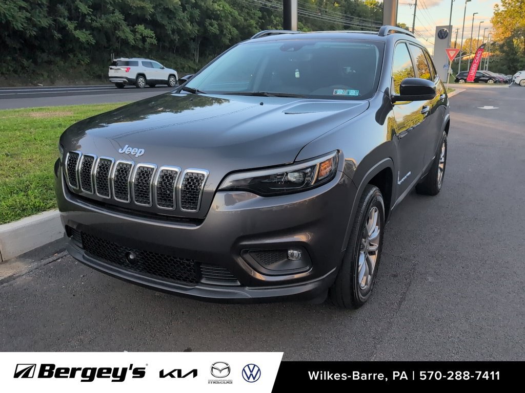 Used 2022 Jeep Cherokee Latitude Lux w/ Sun & Sound Group AWD/4WD image 4