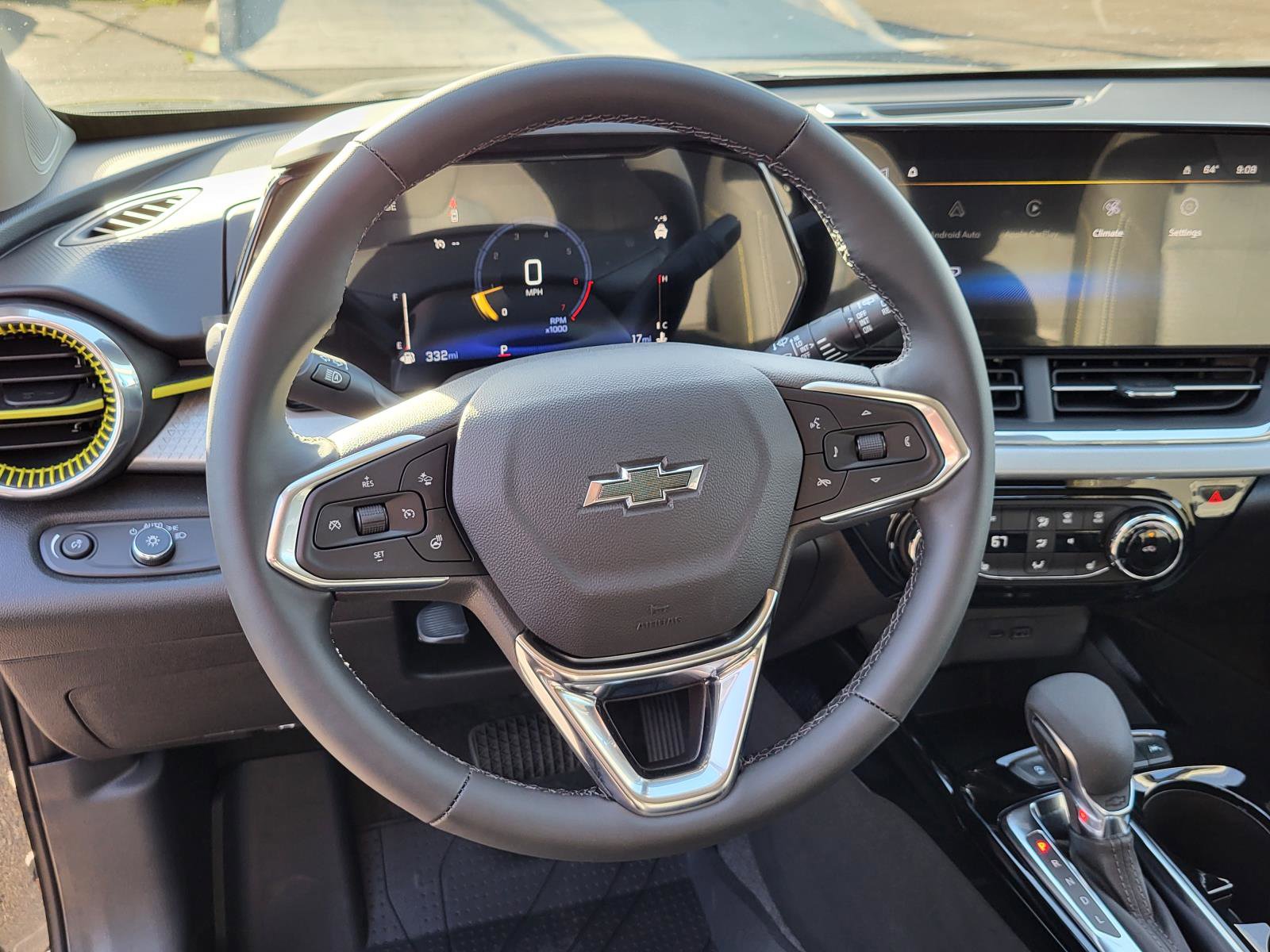 New 2026 Chevrolet Trax LT w/ Midnight Edition FWD image 16