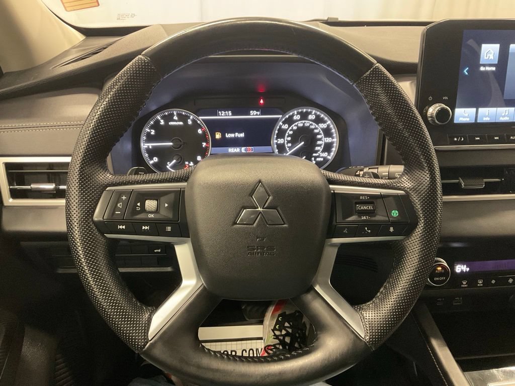 Used 2023 Mitsubishi Outlander SE AWD/4WD image 21
