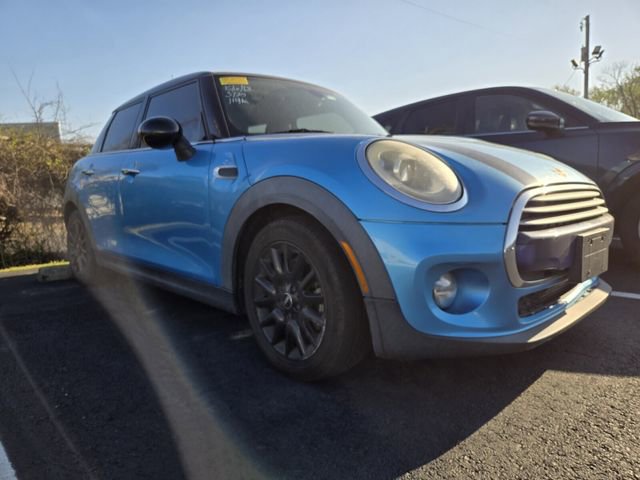 Used 2015 MINI Cooper 4-Door Hardtop image 11