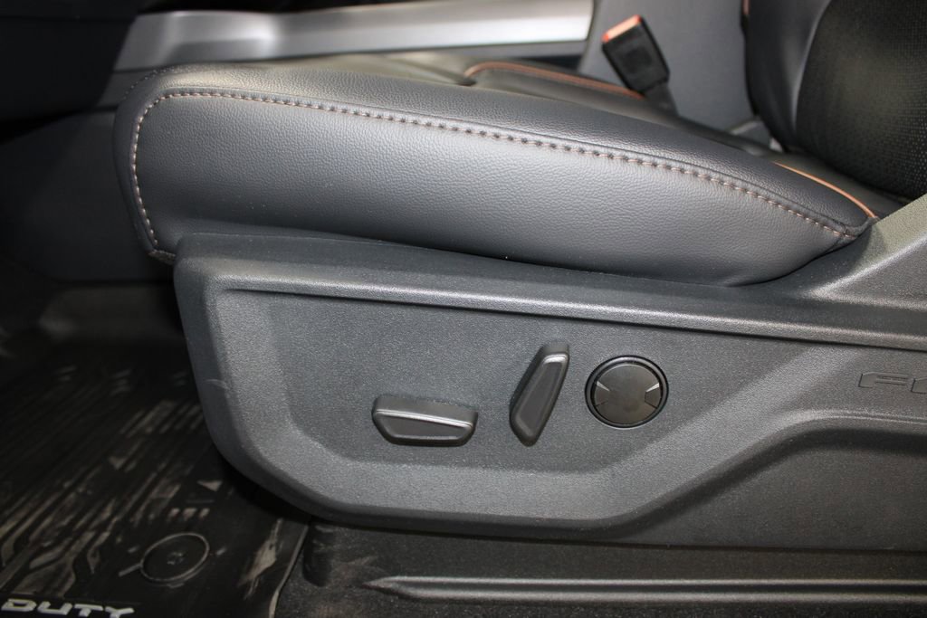 New 2026 Ford F250 Lariat w/ Black Appearance Package image 20