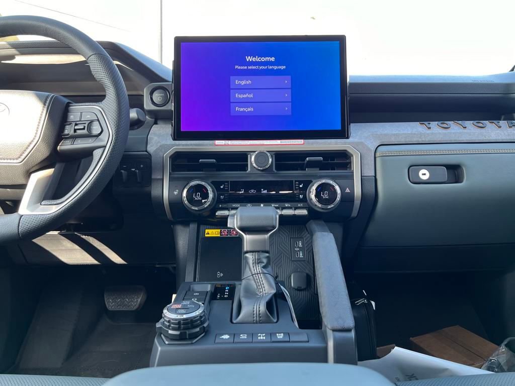 New 2025 Toyota Tacoma Trailhunter image 25