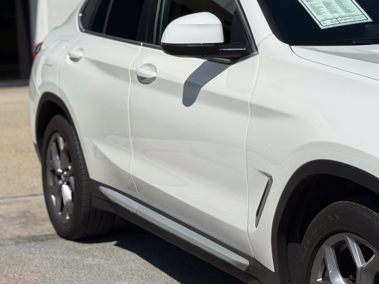 Used 2023 BMW X4 xDrive30i w/ Convenience Package AWD/4WD image 9