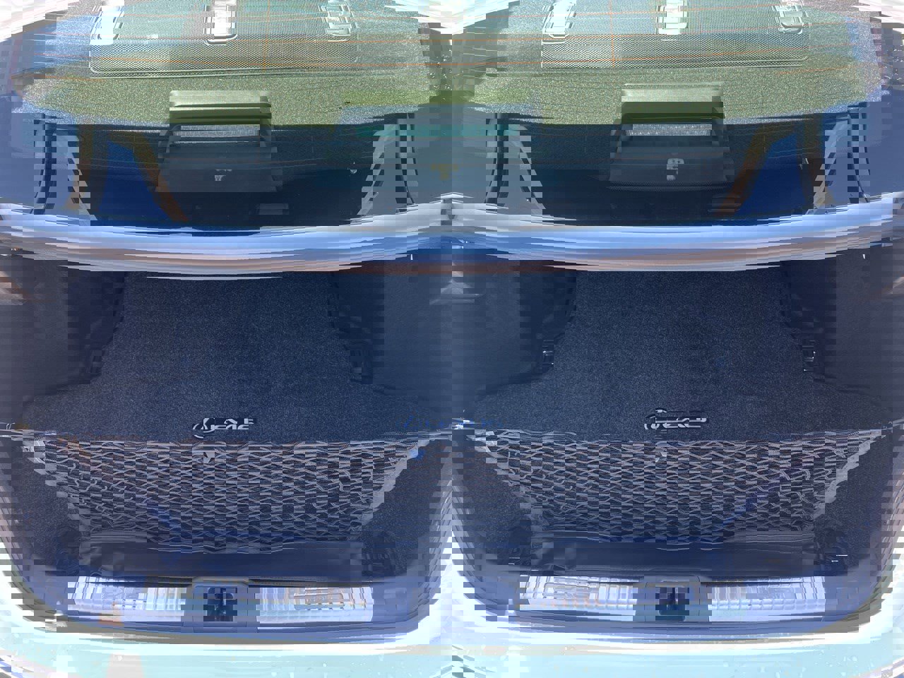 Used 2025 Lexus IS 350 F Sport w/ Accessory Package RWD image 12