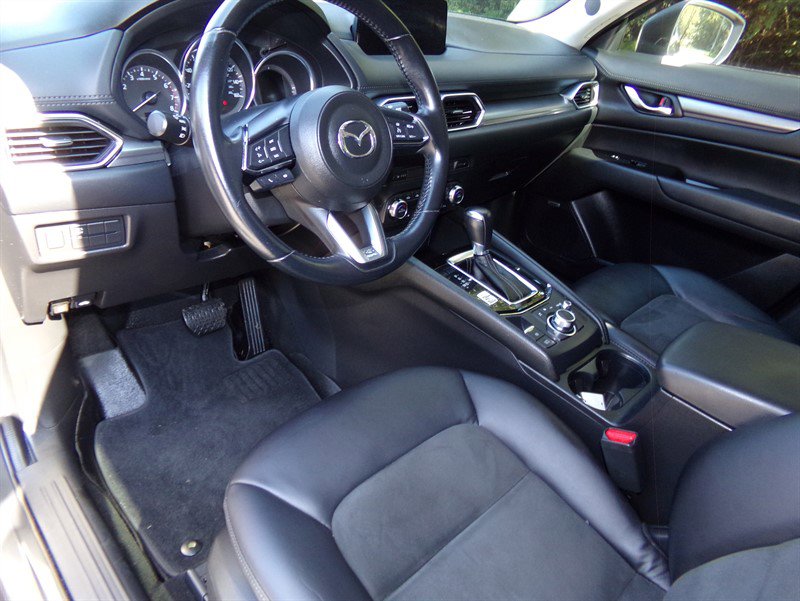 Used 2017 MAZDA CX-5 Touring w/ Preferred Equipment Package image 17