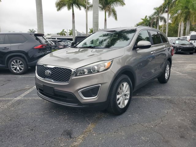 Used 2017 Kia Sorento LX image 28