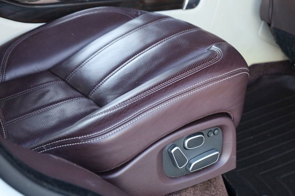 Used 2015 Land Rover Range Rover Long Wheelbase Autobiography image 28