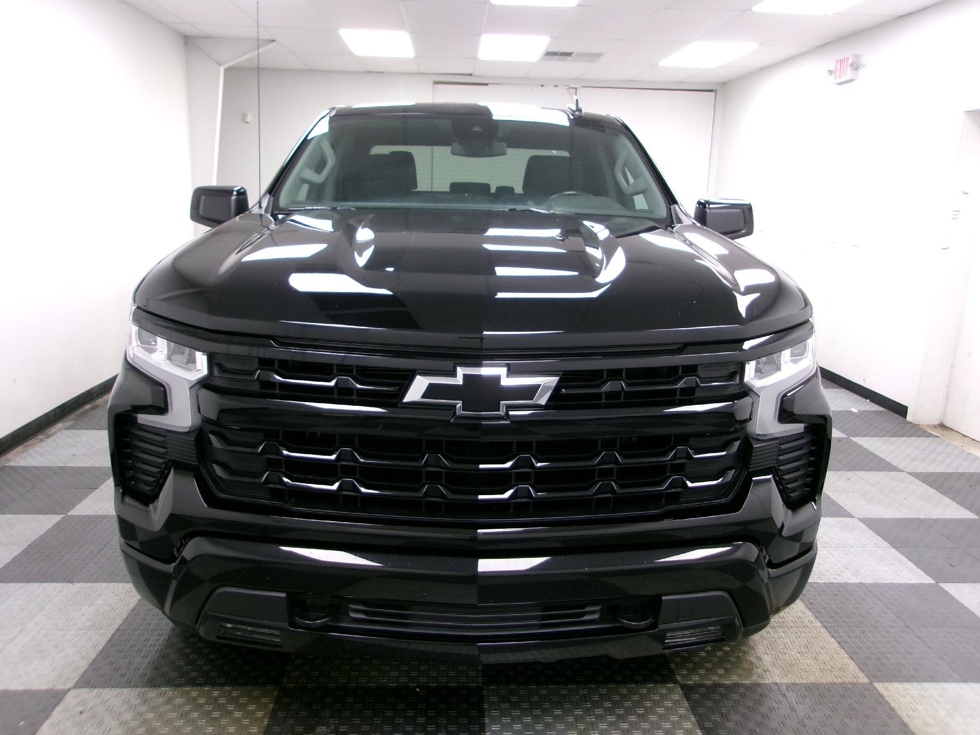 Used 2023 Chevrolet Silverado 1500 RST w/ Z71 Off-Road Package AWD/4WD image 14