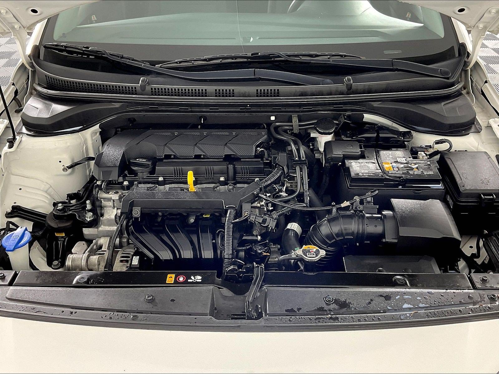 Used 2022 Hyundai Accent Limited FWD image 28
