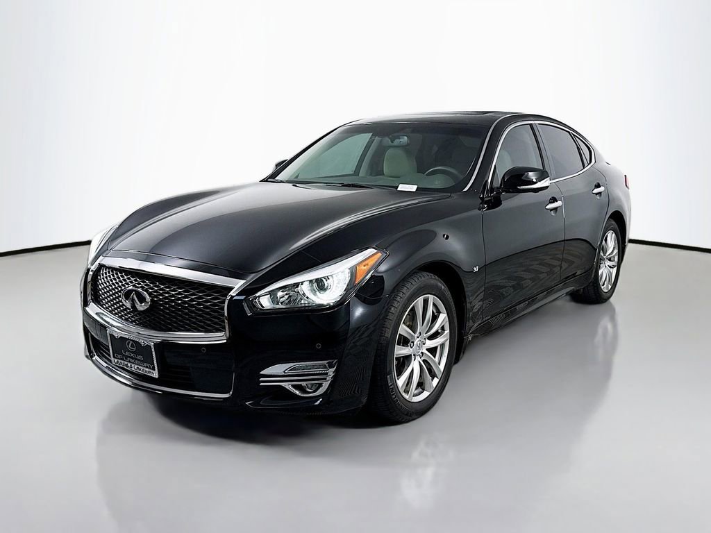 Used 2019 INFINITI Q70 Luxe w/ Proactive Package