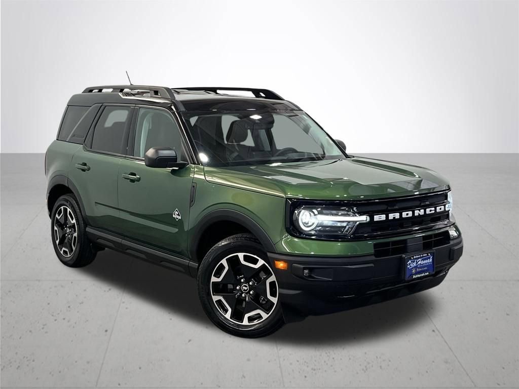 Used 2023 Ford Bronco Sport Outer Banks w/ Tech Package image 7