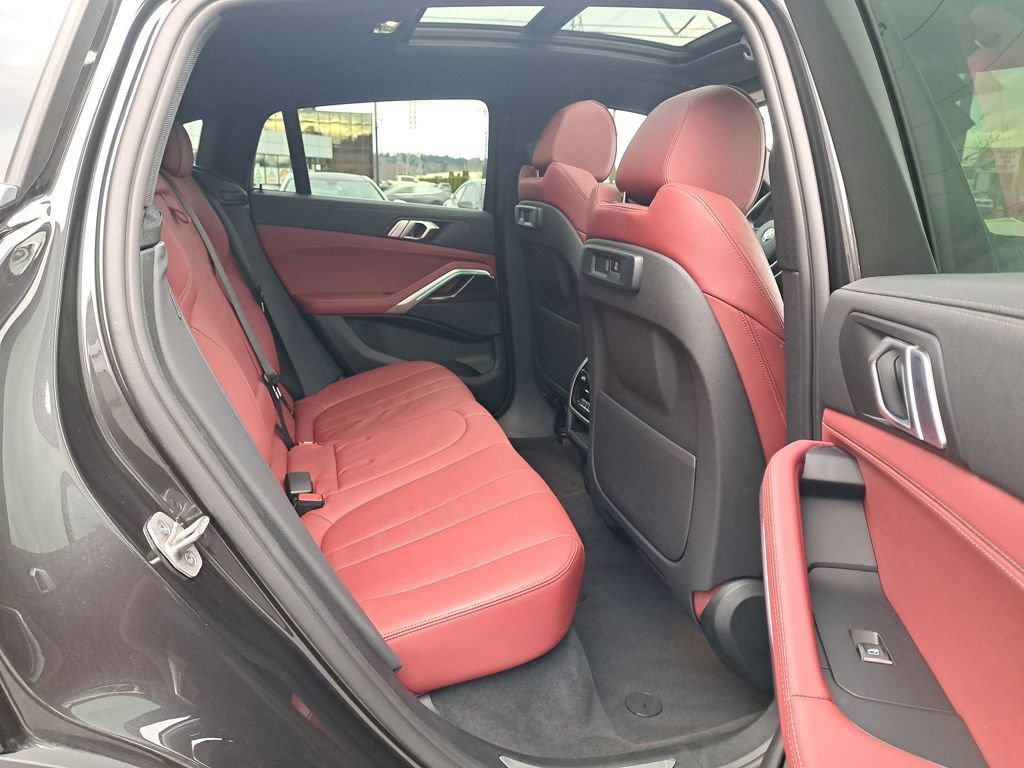 Used 2021 BMW X6 xDrive40i image 15