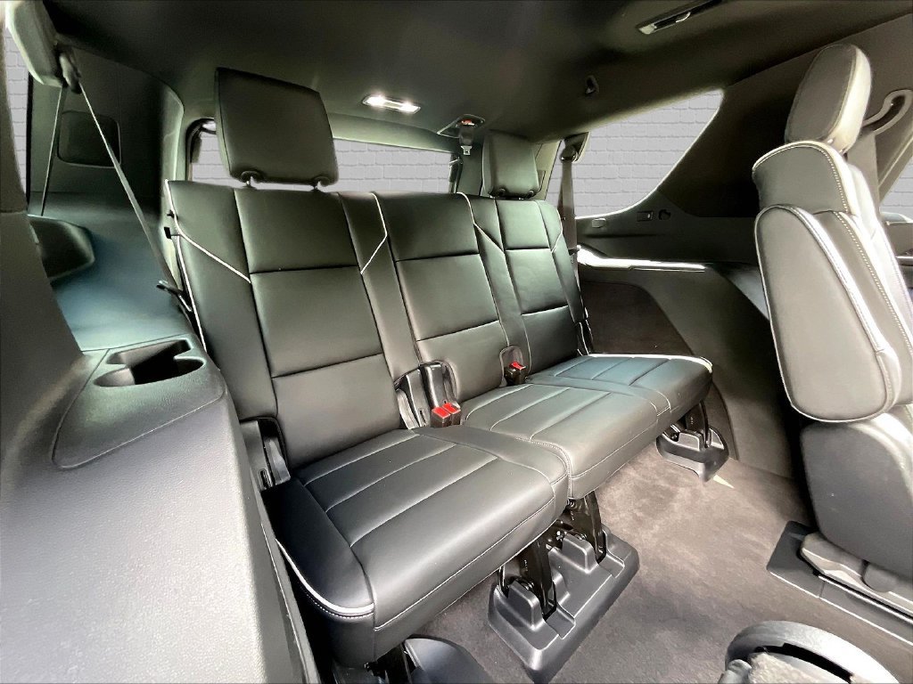 Used 2023 Cadillac Escalade Sport w/ LPO, ONYX Package AWD/4WD image 22
