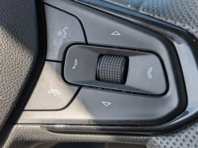 Used 2025 Chevrolet Trax LT image 19