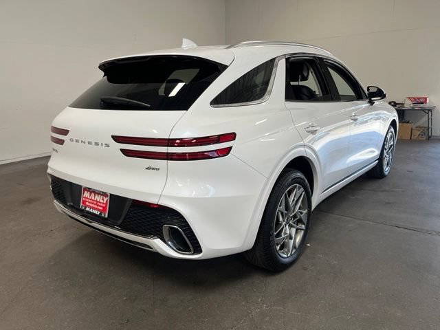 Used 2025 Genesis GV70 2.5T AWD/4WD image 3