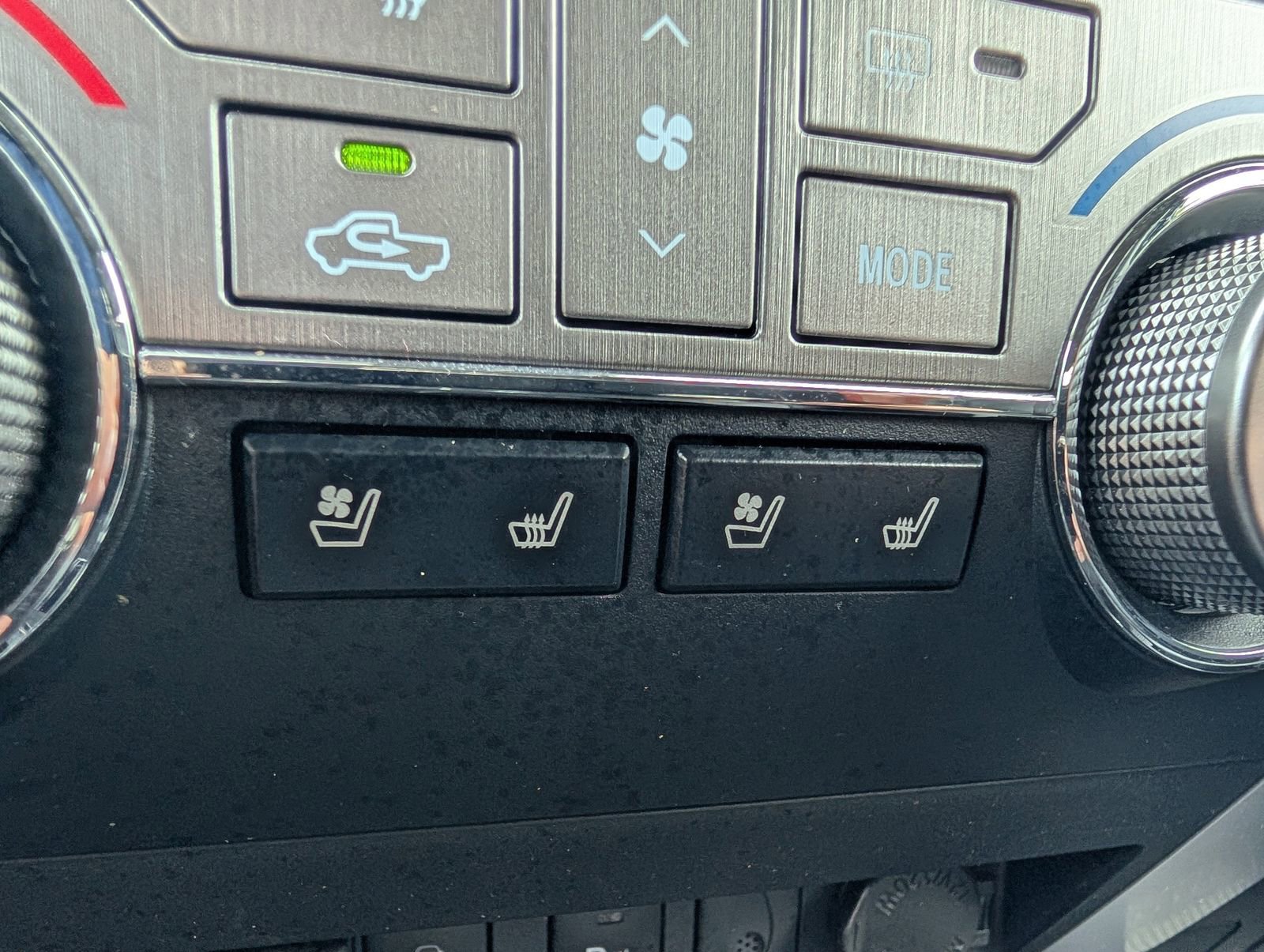 Used 2021 Toyota Tundra Platinum image 8