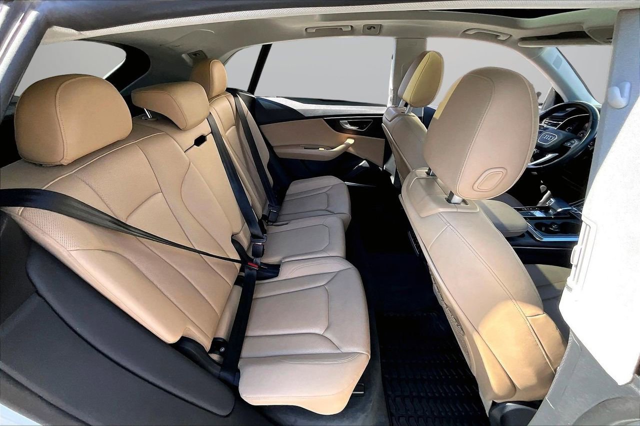 Used 2020 Audi Q8 Premium Plus w/ Premium Plus Package image 25