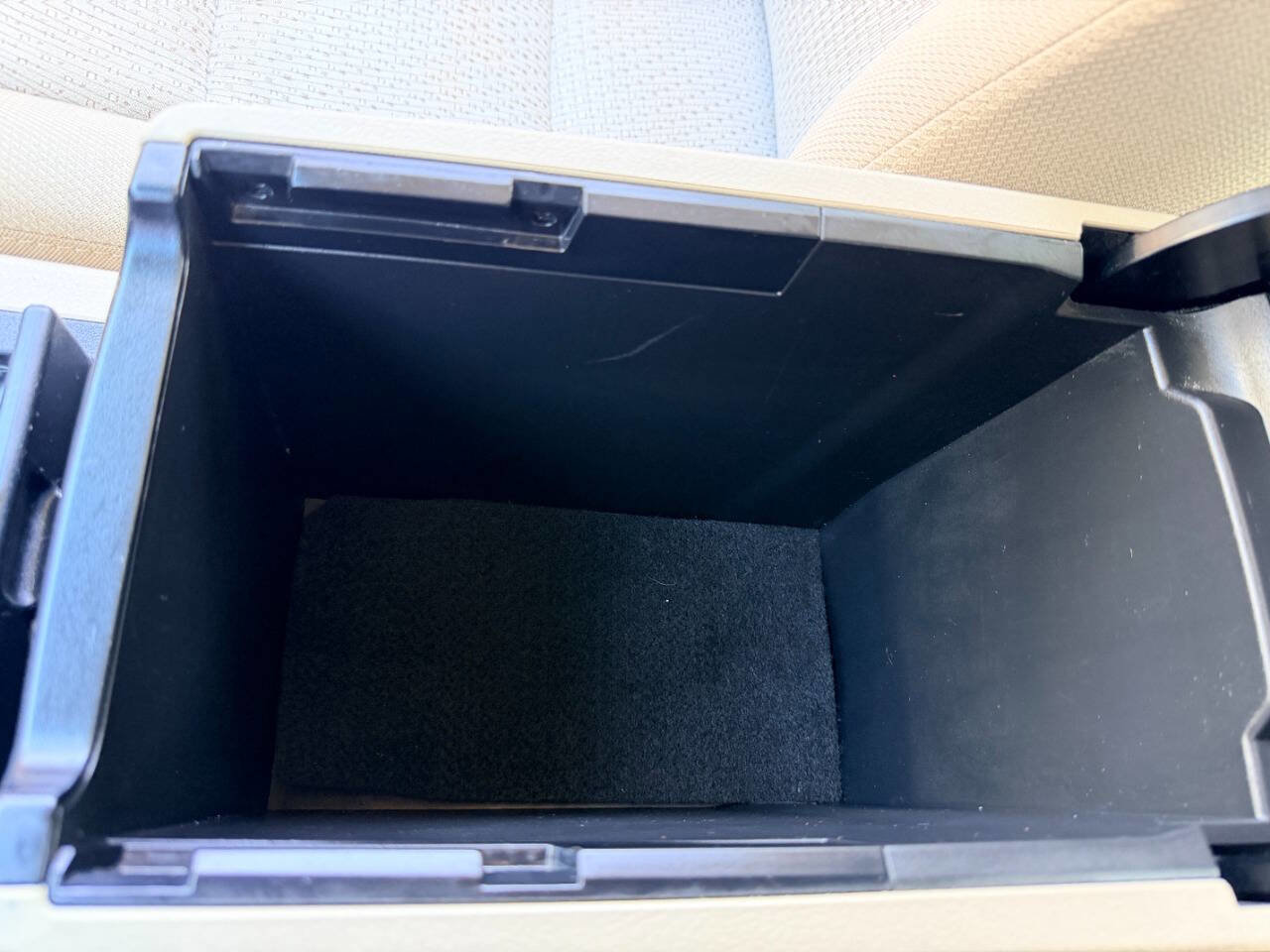 Used 2012 Toyota Camry LE w/ Preferred Accessory Pkg image 37