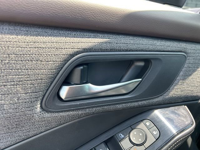 Used 2022 Nissan Rogue SV FWD image 12