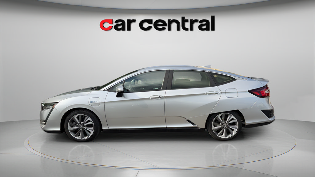 Used 2020 Honda Clarity Plug-In Hybrid image 2