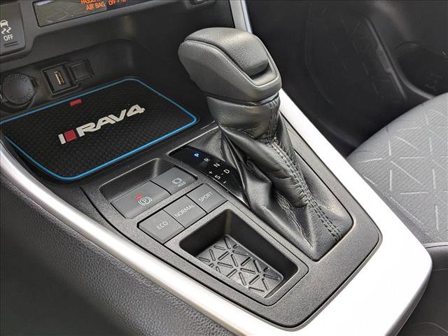 Used 2022 Toyota RAV4 XLE w/ Convenience Package image 18