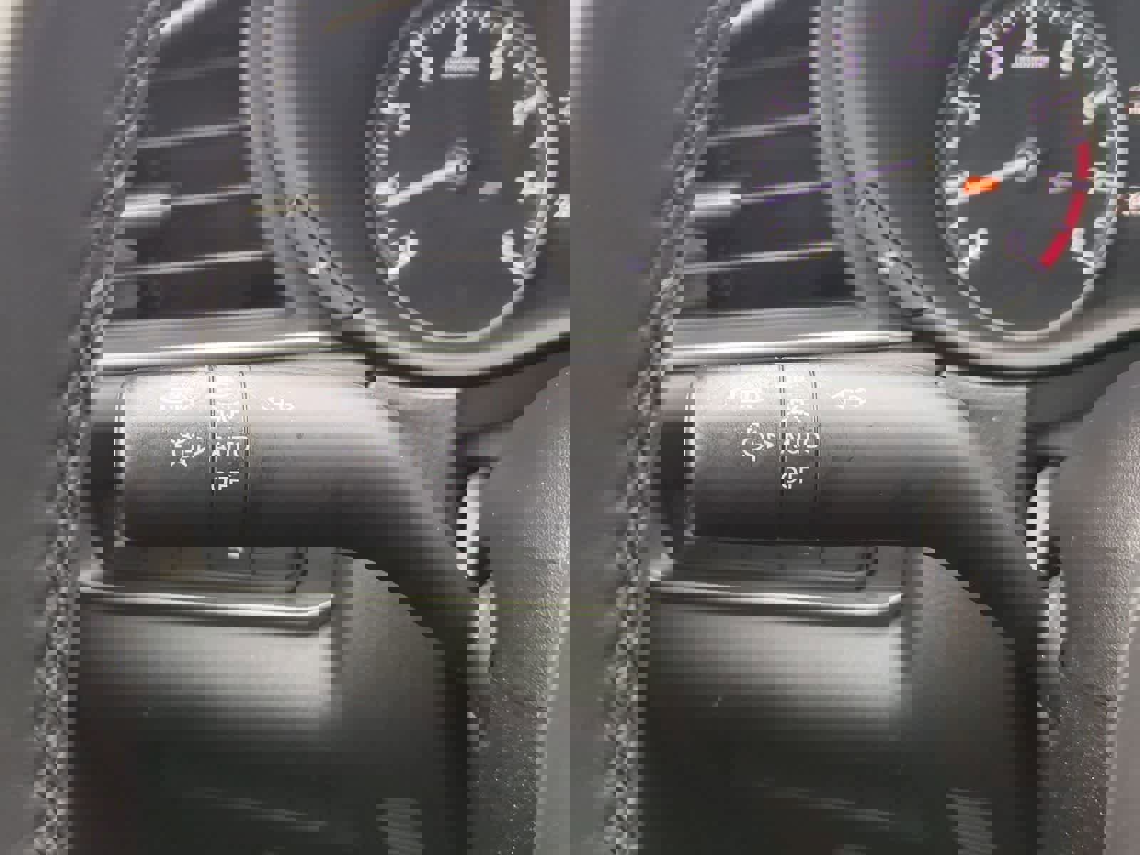 Used 2023 MAZDA CX-30 AWD 2.5 S w/ Select Package image 25