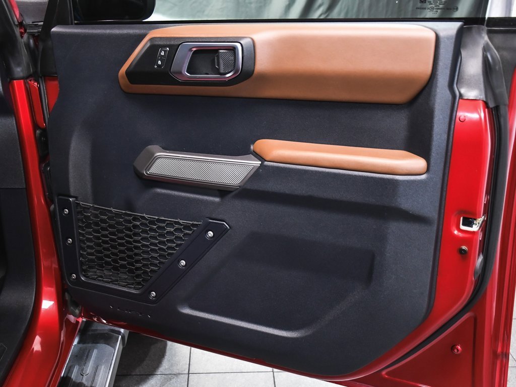 Used 2021 Ford Bronco Outer Banks image 14