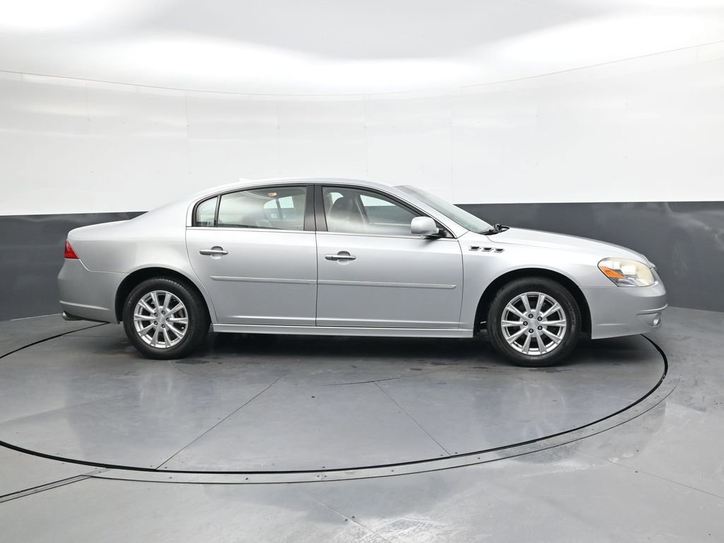 Used 2011 Buick Lucerne CXL w/ Driver Confidence Package image 3
