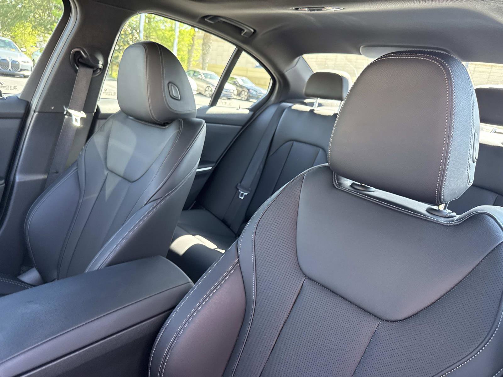 Used 2025 BMW M340i image 19