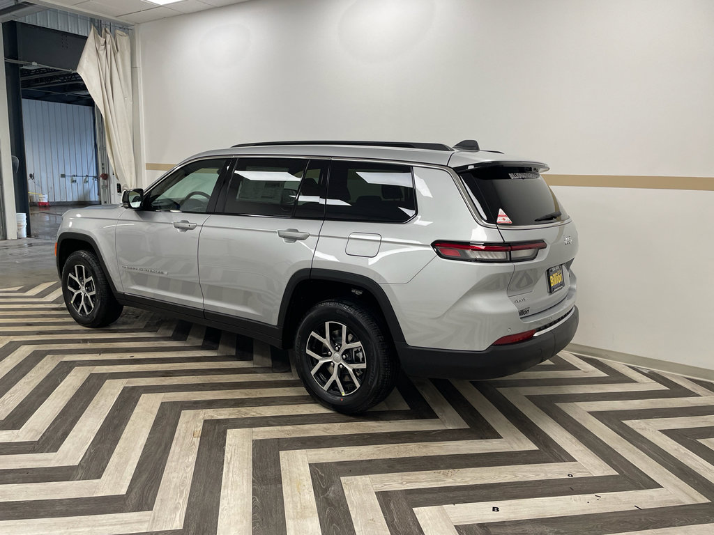 New 2025 Jeep Grand Cherokee L Limited w/ Luxury Tech Group II image 22