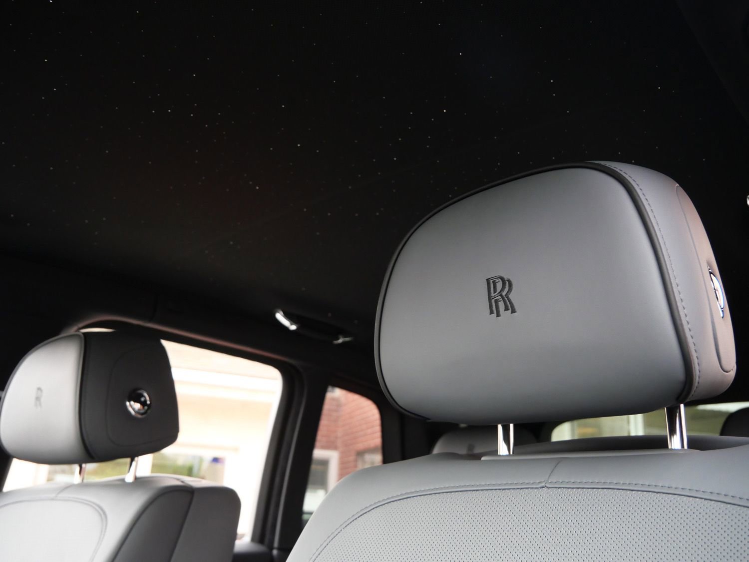 New 2025 Rolls-Royce Cullinan Black Badge image 10