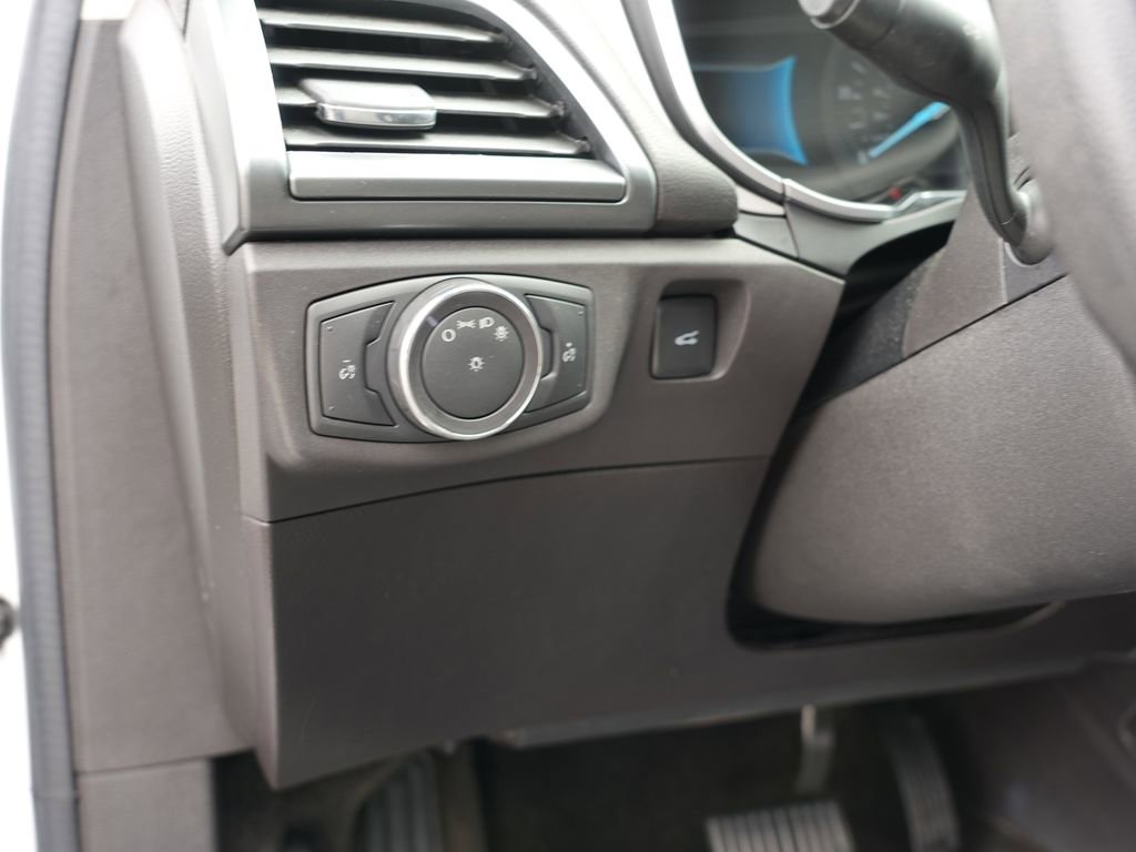 Used 2016 Ford Fusion S FWD image 17