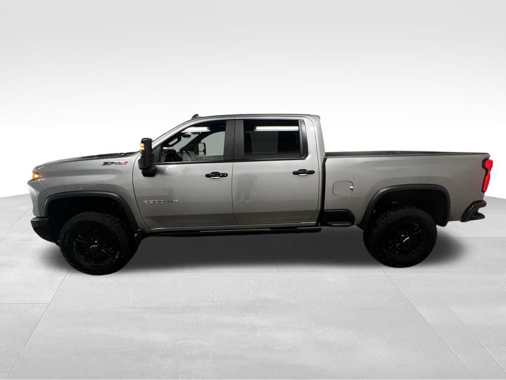 Used 2026 Chevrolet Silverado 2500 ZR2 AWD/4WD image 11