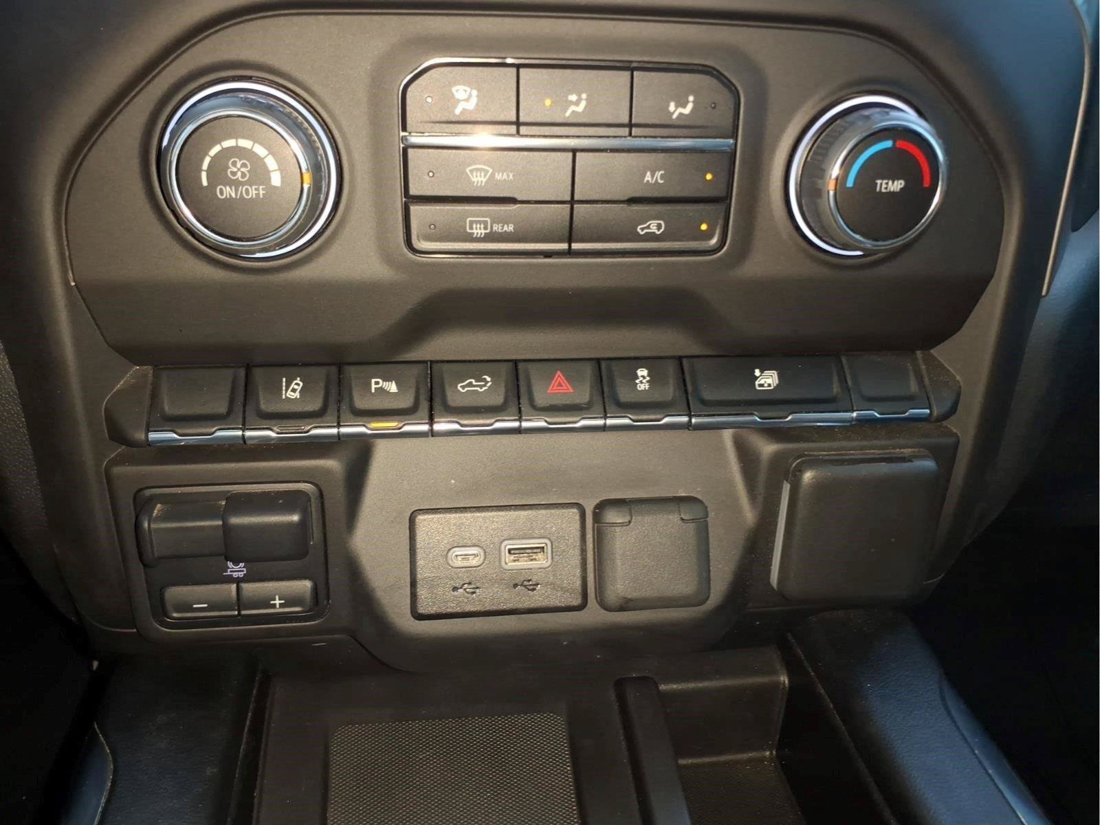 Used 2024 Chevrolet Silverado 2500 Custom w/ Custom Value Package AWD/4WD image 24