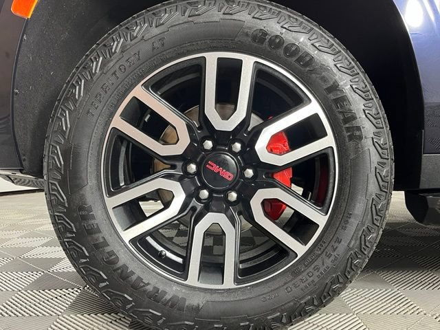 Used 2023 GMC Yukon AT4 w/ LPO, Floor Liner Package AWD/4WD image 11