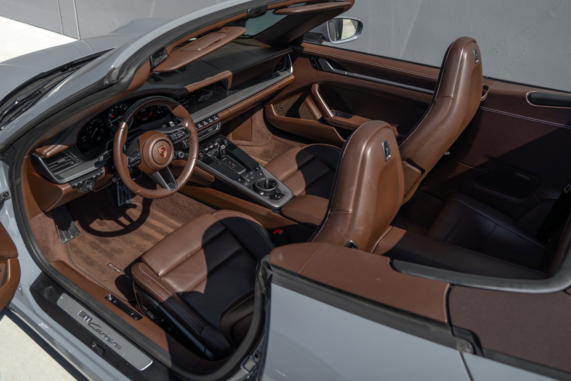 Used 2024 Porsche 911 Carrera image 38