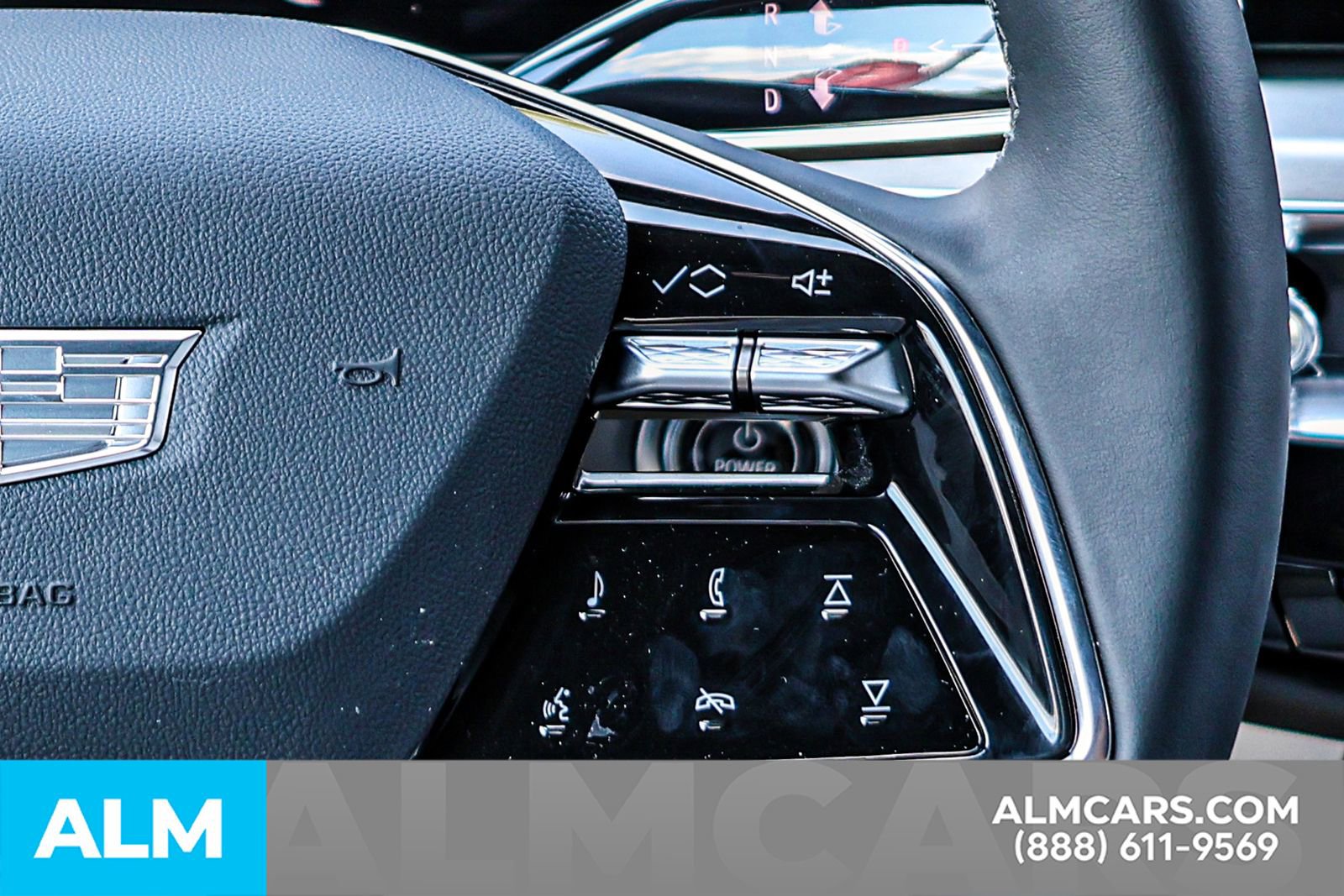 Used 2025 Cadillac Lyriq Luxury image 32