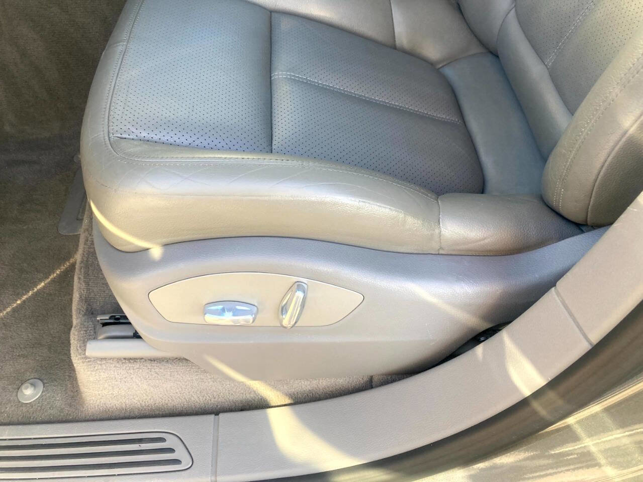 Used 2014 Porsche Cayenne AWD/4WD image 29