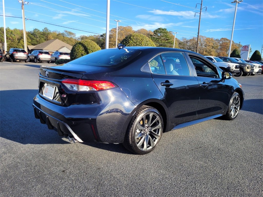 Certified 2025 Toyota Corolla SE image 10