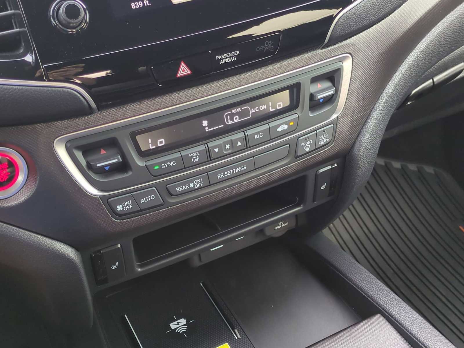 Used 2025 Honda Passport TrailSport image 18