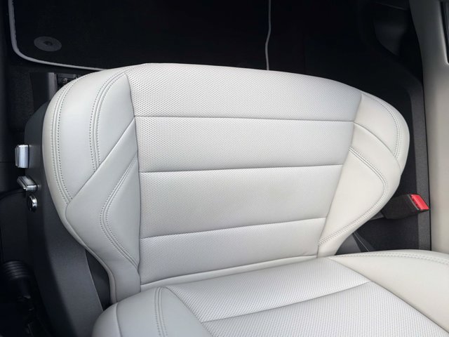 New 2026 Lincoln Nautilus Premier AWD/4WD image 11