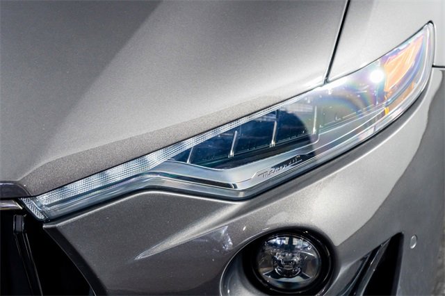 Used 2022 Maserati Levante Modena image 23