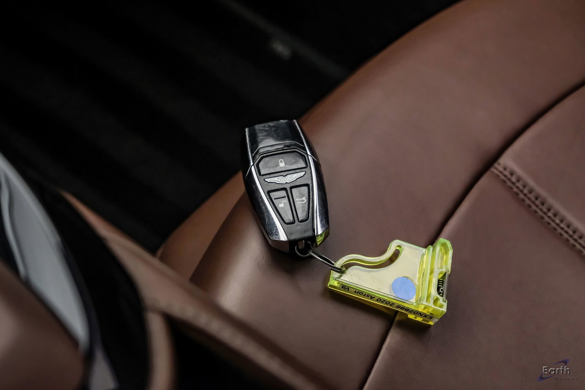 Used 2020 Aston Martin V8 Vantage Coupe RWD image 83