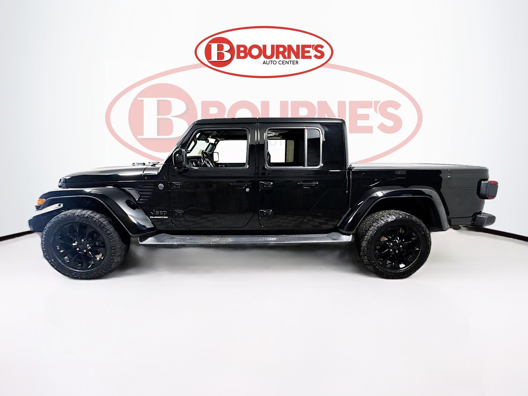 Used 2021 Jeep Gladiator Overland AWD/4WD image 7